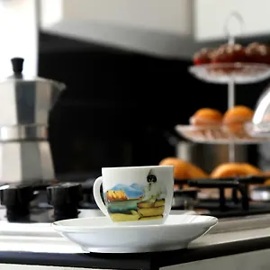https://house-tribunali-i-colori-di-napoli.hotels-amalfi.com
