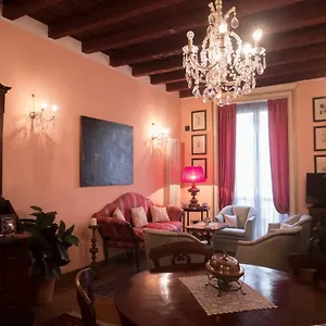 https://broletto-26.italymilanhotels.net